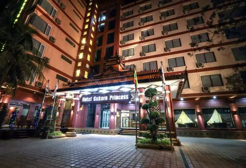 هتل Sakura Princess