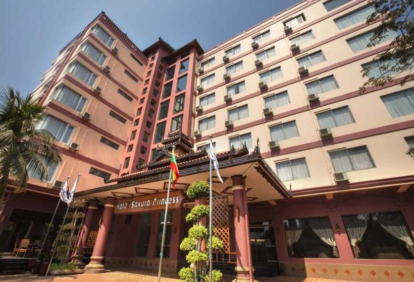 هتل Sakura Princess