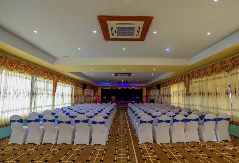 هتل Sakura Princess