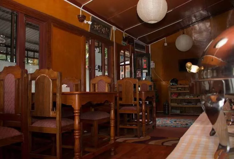 هتل Stupa Resort Nagarkot