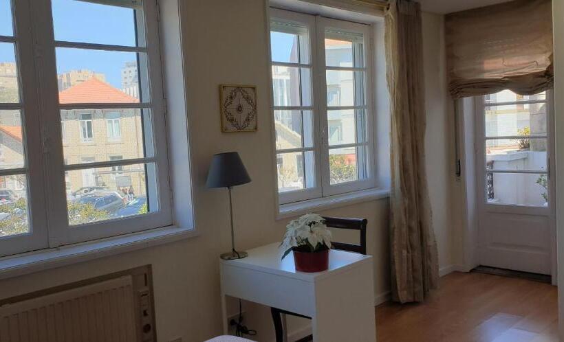 هتل Suites Foz O Porto
