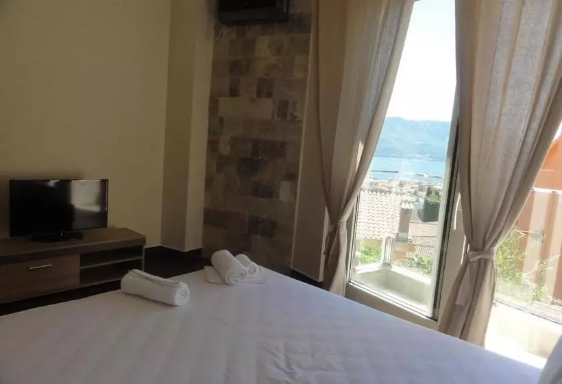 هتل The Old Town Viewpoint Apartments