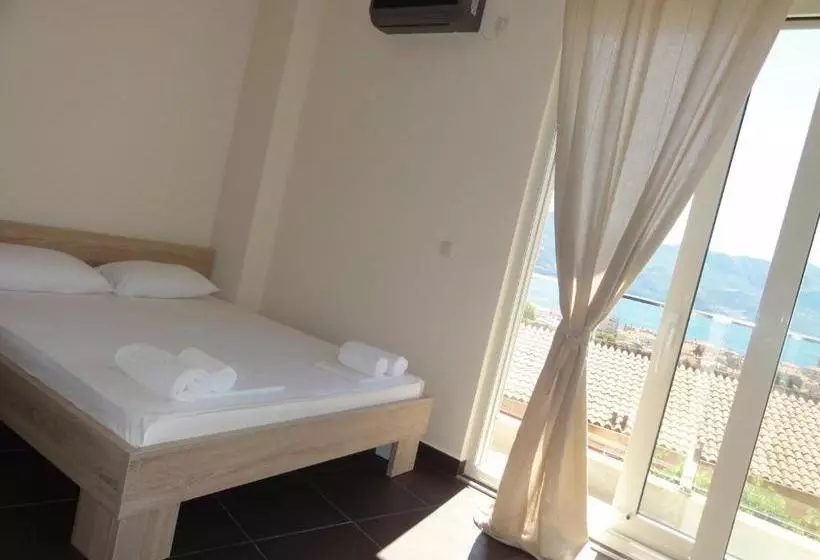 هتل The Old Town Viewpoint Apartments