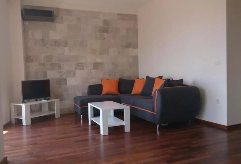 هتل The Old Town Viewpoint Apartments