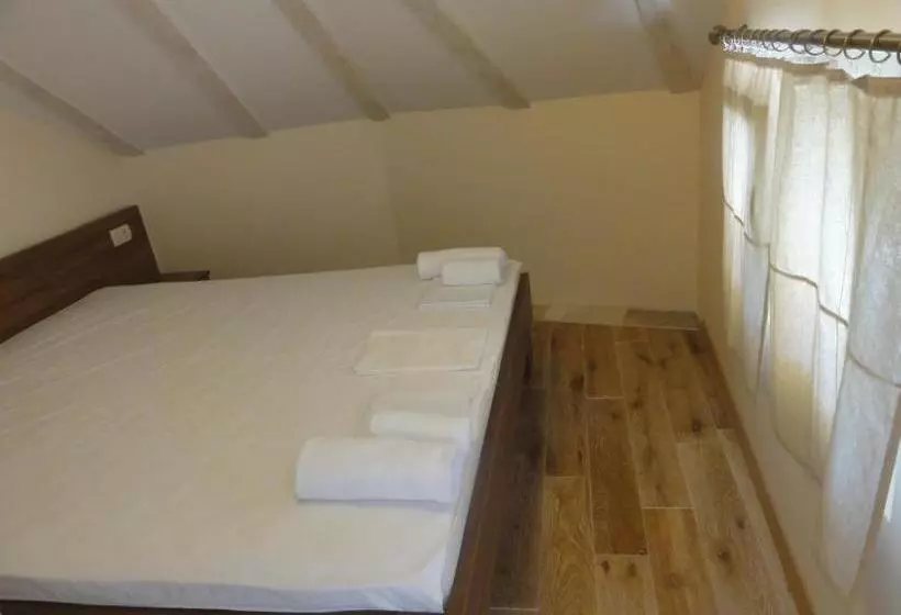 هتل The Old Town Viewpoint Apartments