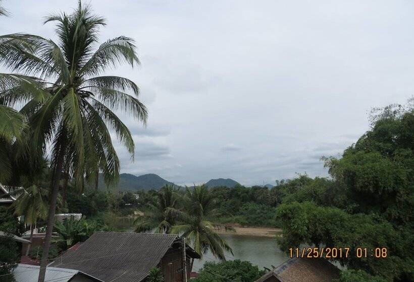 בית מלון כפרי Villa Namkhan River