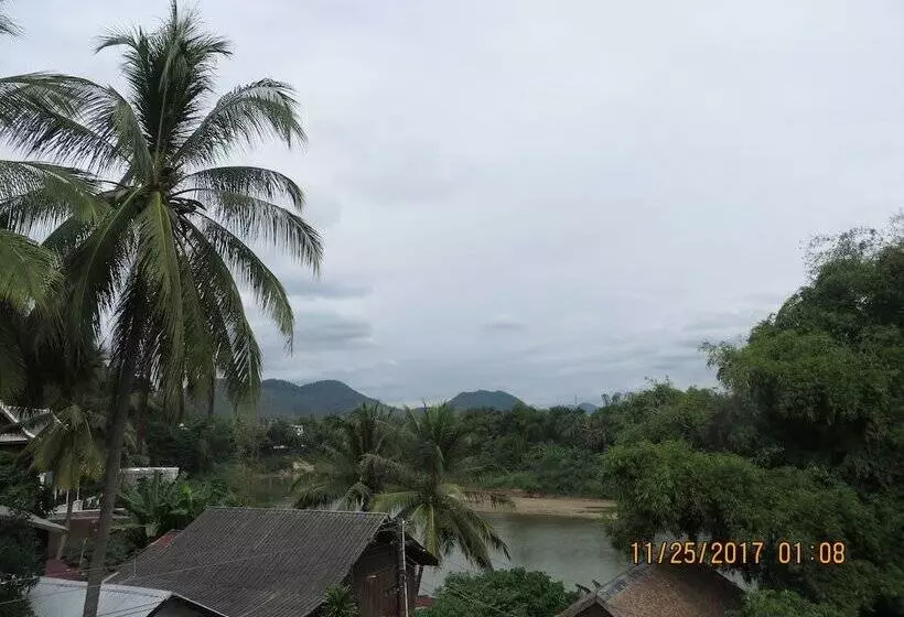 ホテル Villa Namkhan River