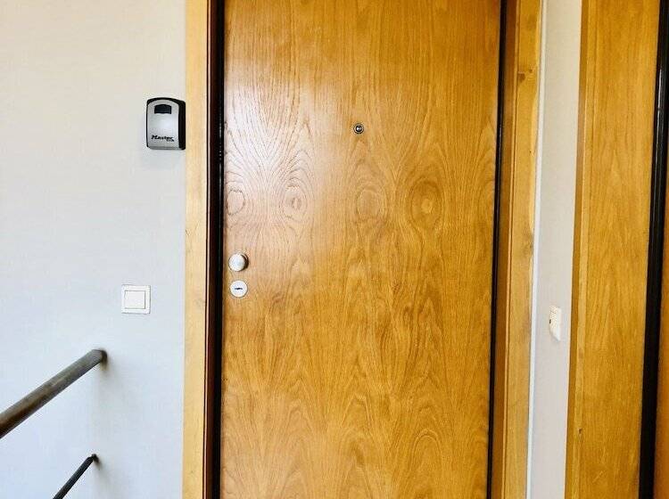 هتل Youropo  Clérigos