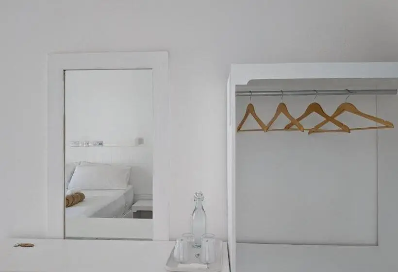 هتل Avi Guesthouse