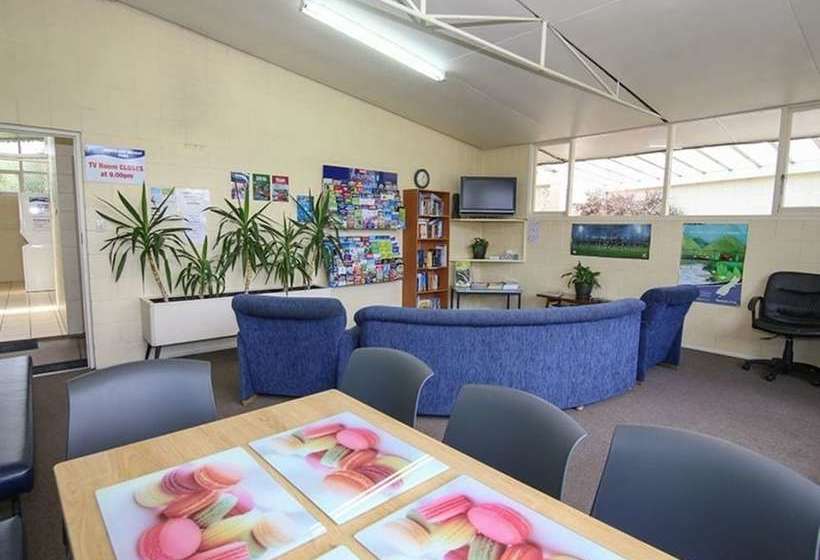 Amber Kiwi Holiday Park & Motel