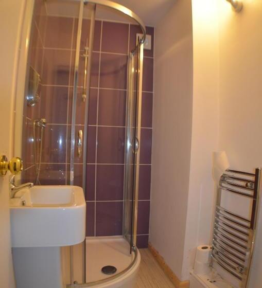 Hotel Birchfields Guest House