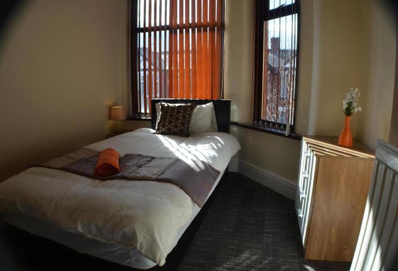 Hotel Birchfields Guest House