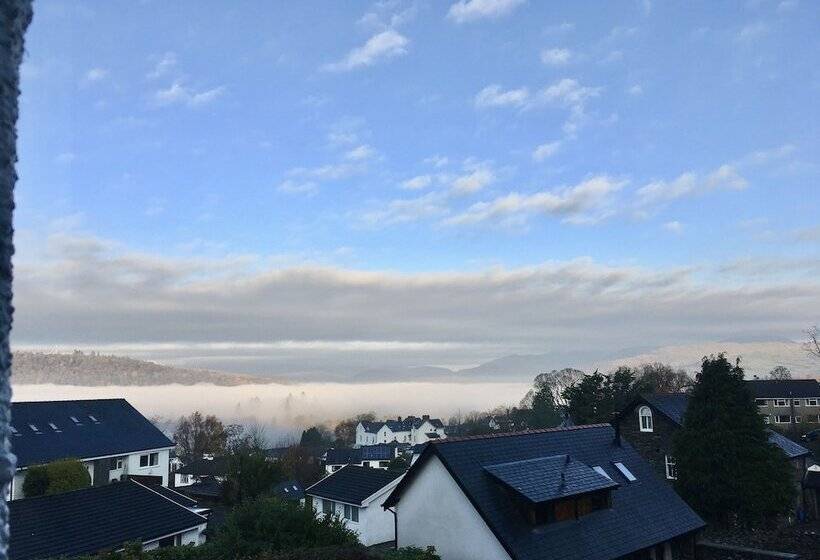 בית מלון כפרי Blenheim Lodge