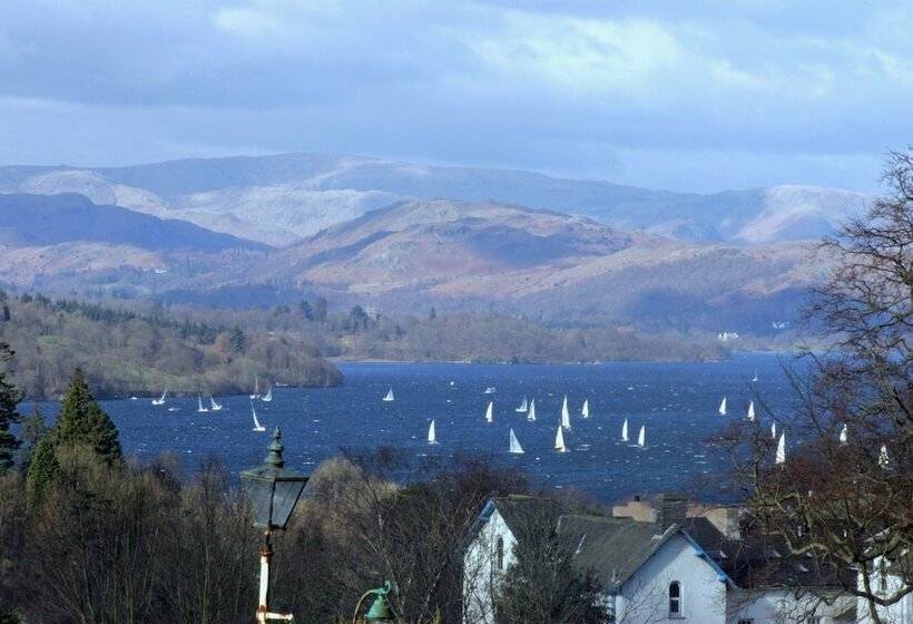 בית מלון כפרי Blenheim Lodge