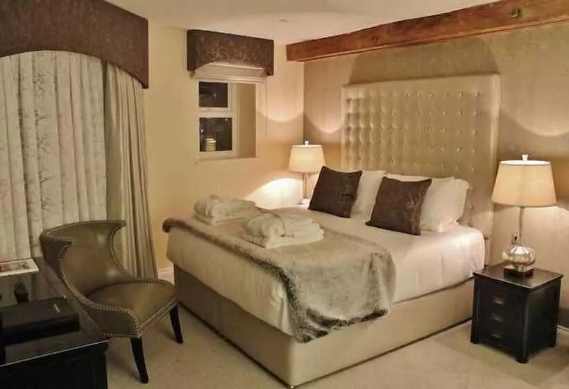 Hotelli Boutique By Browns