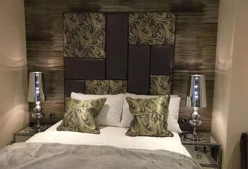 Hotelli Boutique By Browns