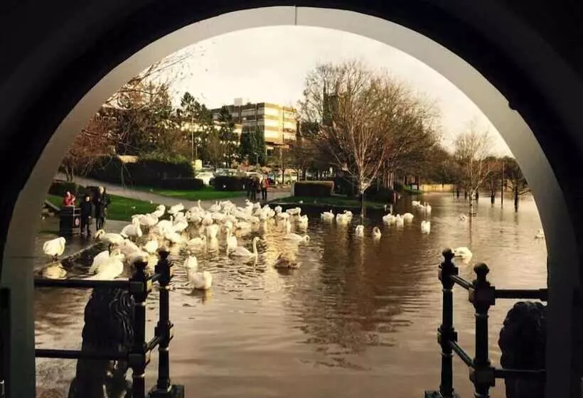 Hotelli Boutique By Browns