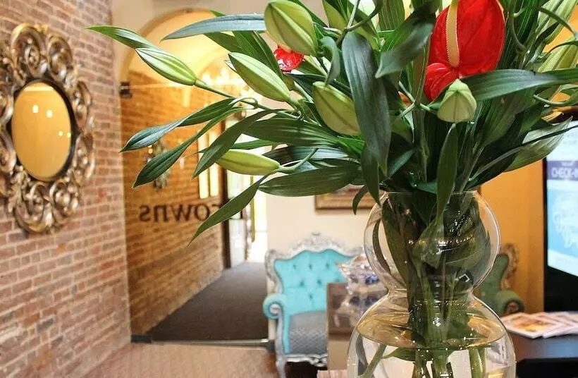 Hotelli Boutique By Browns