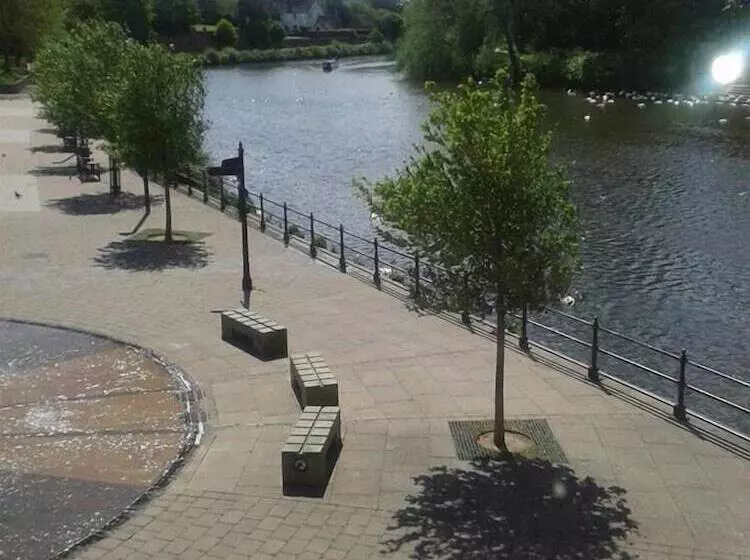 Hotelli Boutique By Browns