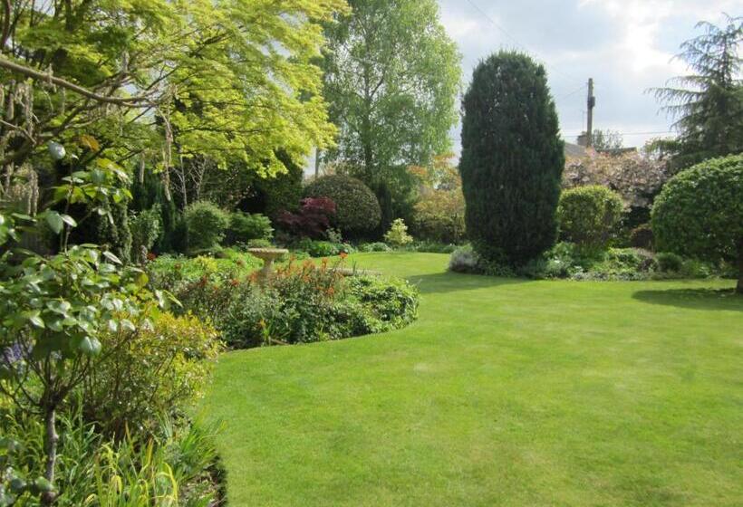 فندق Coombe House