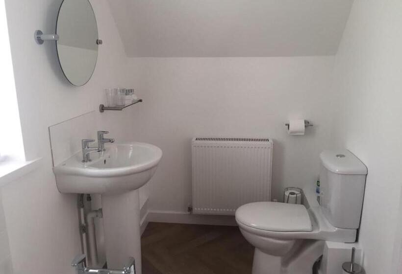 فندق Coombe House