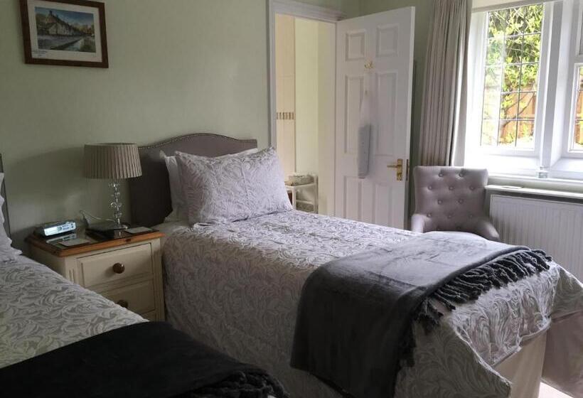 فندق Coombe House