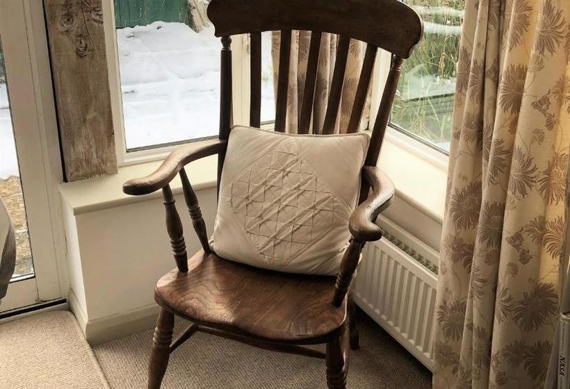 هتل Cornerstone Cottage