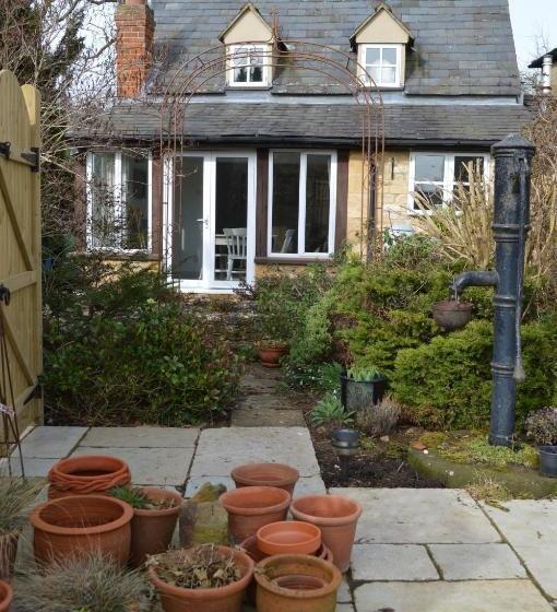 هتل Cornerstone Cottage