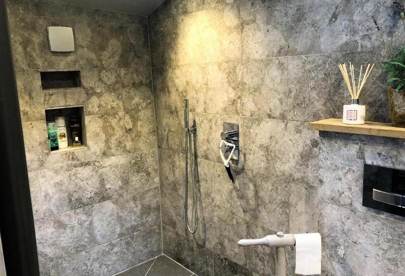 هتل Cornerstone Cottage