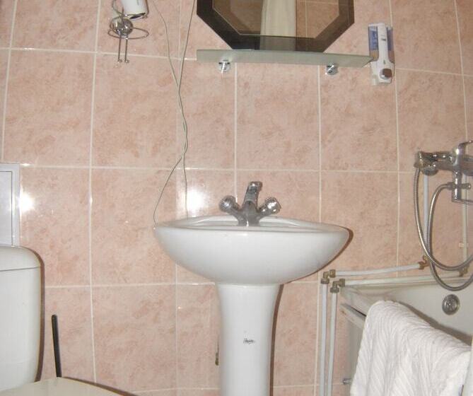 בית מלון כפרי Geyzer