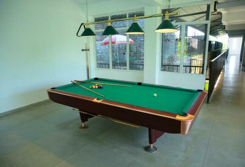 ホテル Glenloch Tea Factory