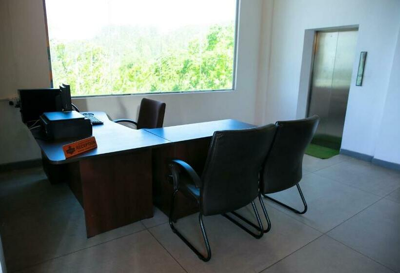 ホテル Glenloch Tea Factory