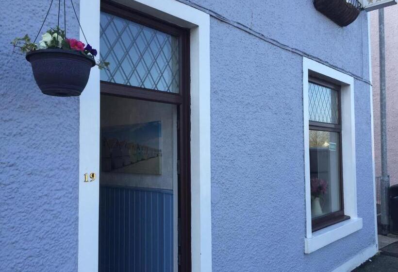 Отель Lakeview Guest House