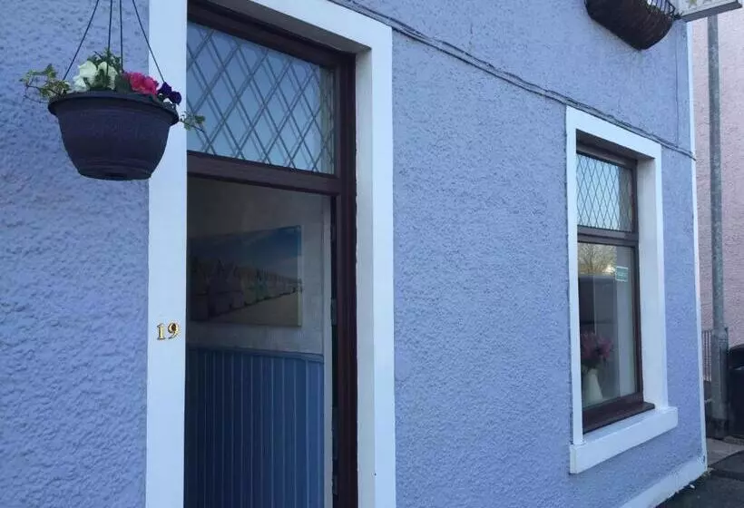 Hotelli Lakeview Guest House