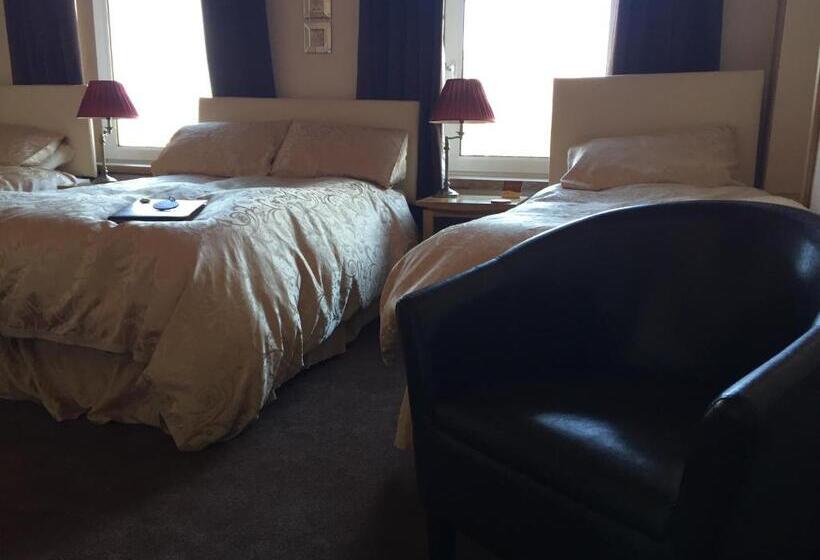 Отель Lakeview Guest House