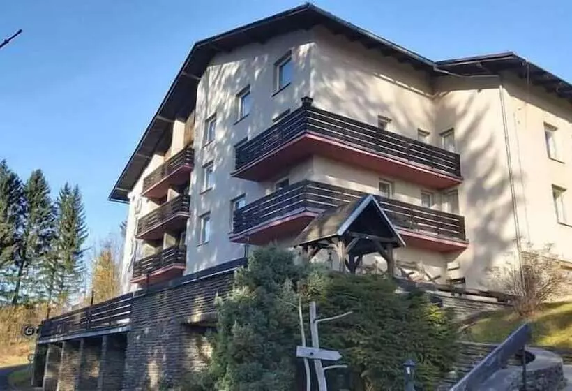 Hotelli Penzion Diana