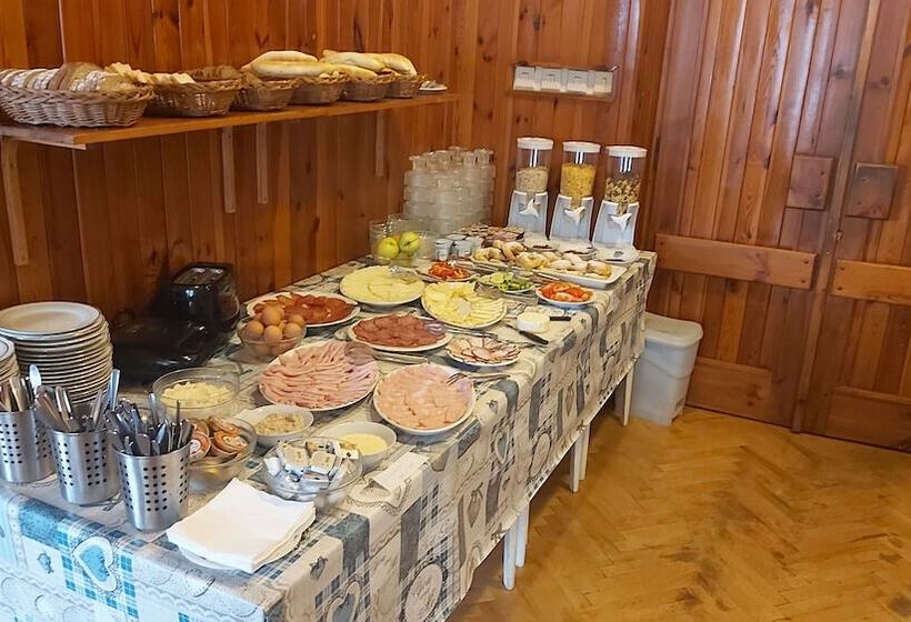 호텔 Penzion Diana