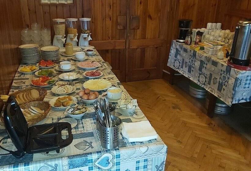 호텔 Penzion Diana