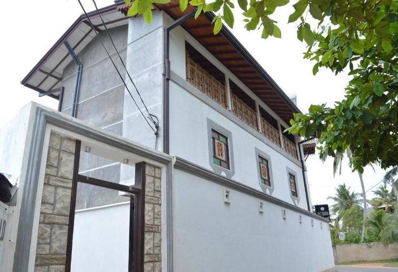 호텔 Polhena Bay Resort