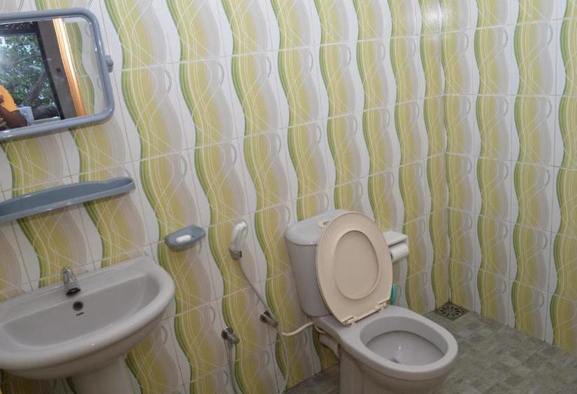 호텔 Polhena Bay Resort