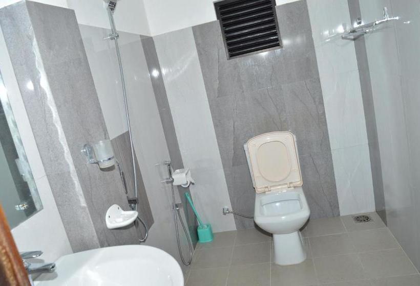 호텔 Polhena Bay Resort