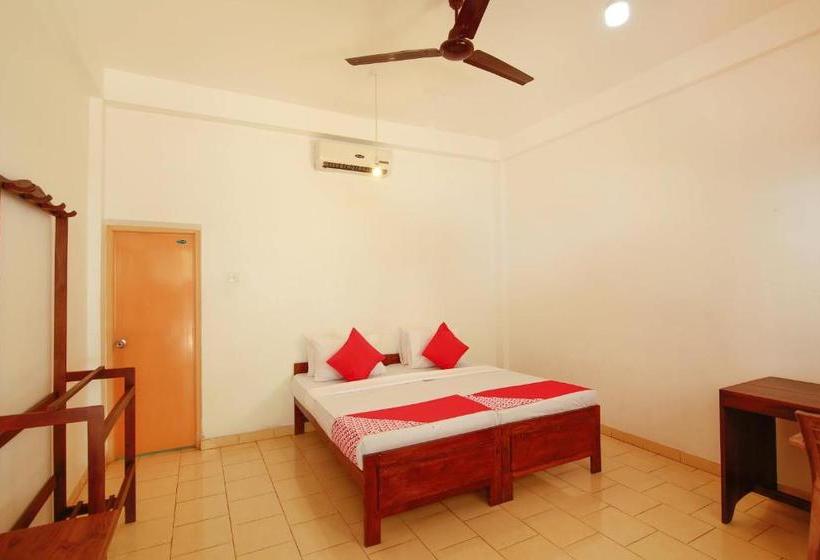 호텔 Polhena Bay Resort