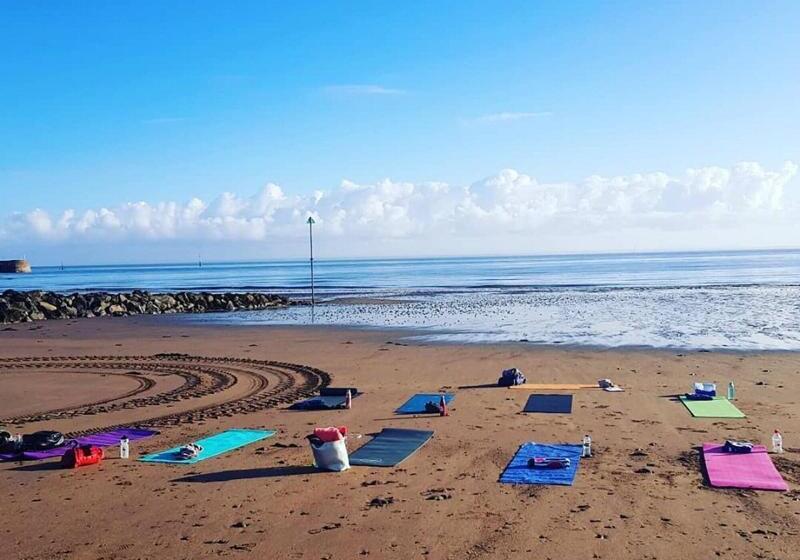 Отель The Beach