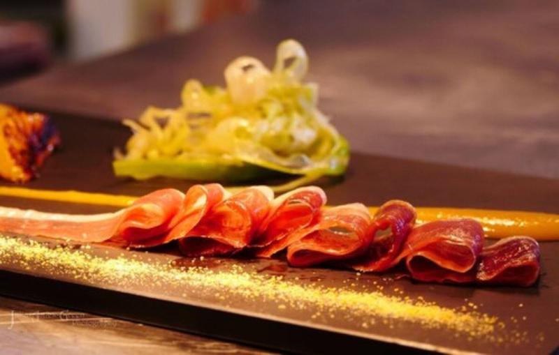 Отель The Beach