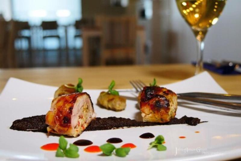 Отель The Beach