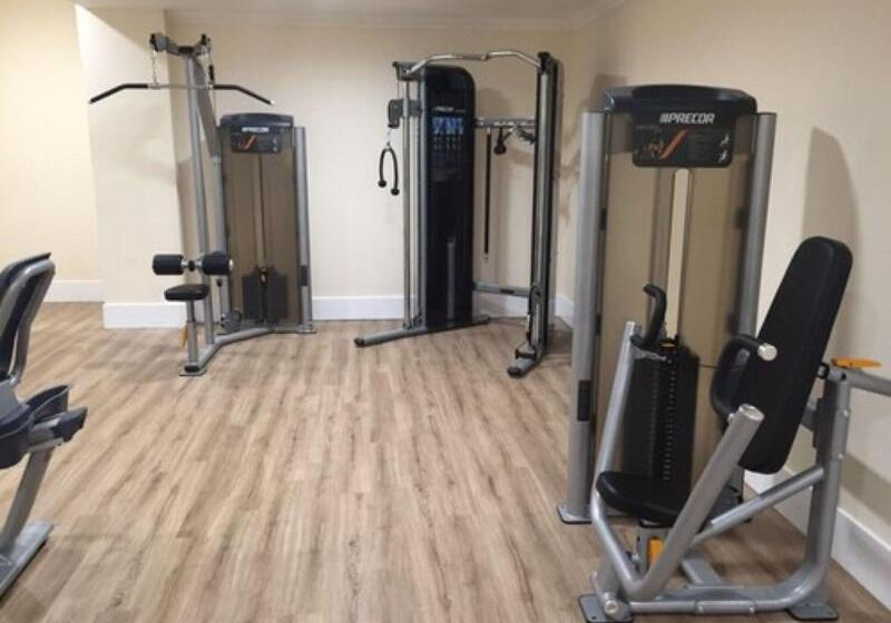 Отель The Beach