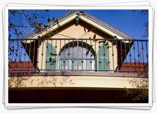 هتل 400 West High Inn