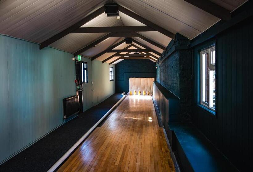 هتل The Market House