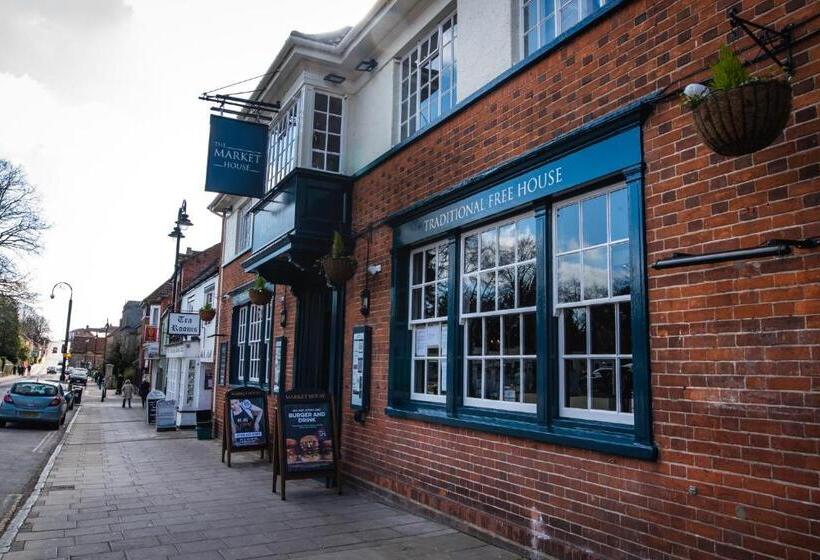 هتل The Market House