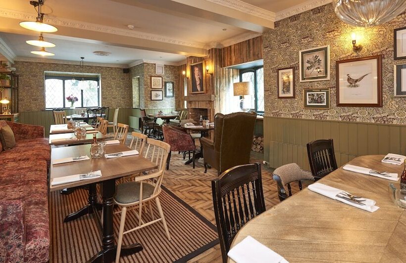 فندق The Red Lion